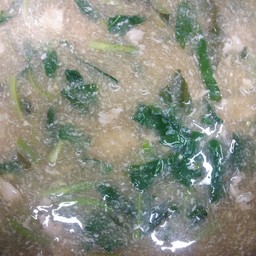 ราดหน้าหมูหมักเอ็มไพรสาขา(เณรแก้ว)