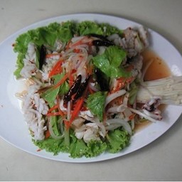 ยำเห็ดเข็มทอง