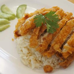 ข้าวมันไก่ข้าวมันไก่ทอดรสเด็ดเจ้าเก่าซอยเพชรเกษม 110