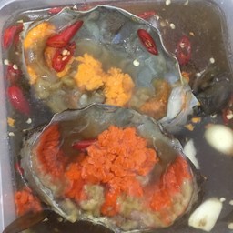 ปูไข่ดอง & ซาซิมิ ศรีราชา