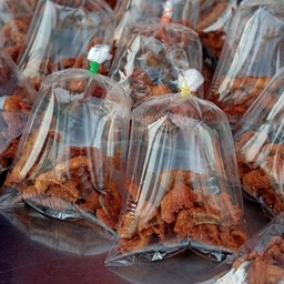 หนังไก่ทอด