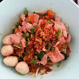 ป้าอ๋อยก๋วยเตี๋ยวตุ๊กเนื้อหมูตุ่น หมู่บ้านไทยประเสริฐ (หลังตลาดออจิระ)