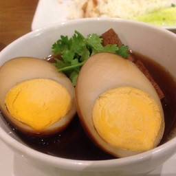 ไข่ต้ม (ร้านข้าวขาหมูจุฬา)