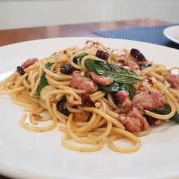 สปาเก็ตตี้แหนมพริกทอด