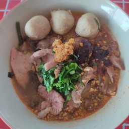 ก๋วยเตี๋ยว“ลำแต้” สาขากาดน้ำทอง