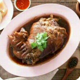 ขาหมูชุดใหญ่