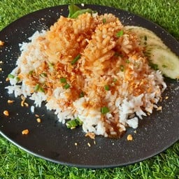 ข้าวหมึกกระเทียมพริกไทย