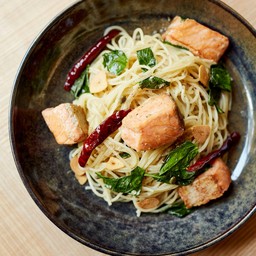 Salmon Aglio Olio Peperoncino