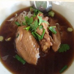 ก๋วยเตี๋ยวไก่