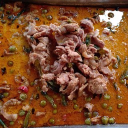 พะแนงหมู