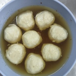 ลูกชิ้น หมู  ลวก