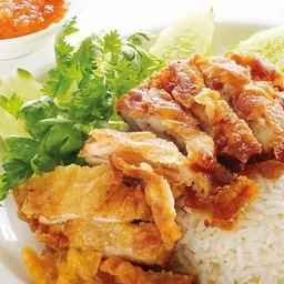ข้าวมันไก่ทอด