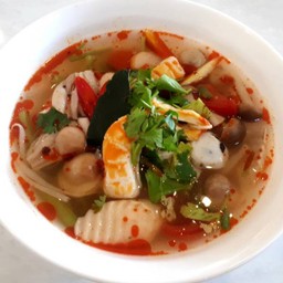 ก๋วยเตี๋ยวต้มยำใส