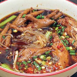 ก๋วยเตี๋ยวตีนไก่ล้วน