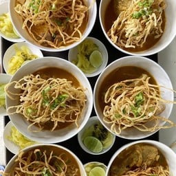 ข้าวซอยเนื้อ