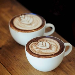 Hot Chocolate (ช็อคโกแลตร้อน)