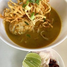 ข้าวซอยไก่