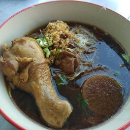 ก๋วยเตี๋ยวไก่มะระ เตี๋ยวขาหมู ข้าวขาหมู ข้าวมันไก่