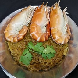 กุ้งอบวุ้นเส้น