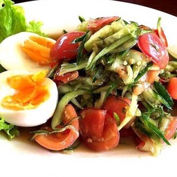 ส้มตำแตงไข่ต้ม