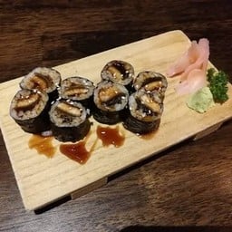 ข้าวห่อสาหร่ายปลาไหล