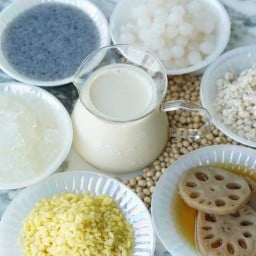 เจ๊หมวยน้อยน้ำเต้าหู้เตาถ่าน แฟลตเกียกกาย