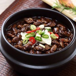 ซุปดักแด้ Bundaegi Tang