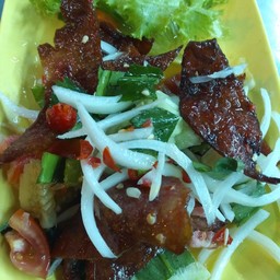 ยำหมูแผ่น