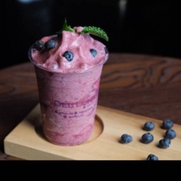 Blueberry Yogurt Smoothie บลูเบอรี่โยเกิตสมูทตี้