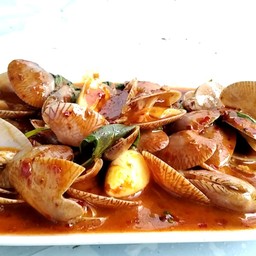 ร้านข้าวต้มปลาระยอง