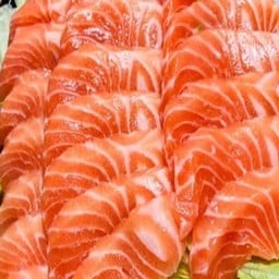 แซลม่อนดิบ Yeoneo