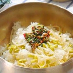 ข้าวถั่วงอก Kongnamulbap
