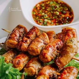 ร้านไส้ย่างซามูไร ตลาดสตาร์ไนท์บาร์ซ่า ซอย6
