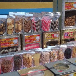 ขนมปี๊บโรงเรียนประตูชัย