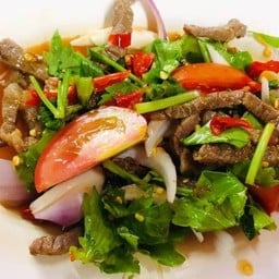 ยำเนื้อย่าง