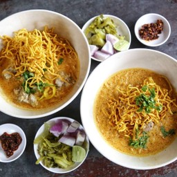 ข้าวซอยเนื้อ