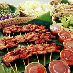 หมูปลาร้าจอมยุทธ