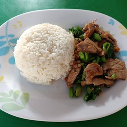 หมูทอดราดข้าว