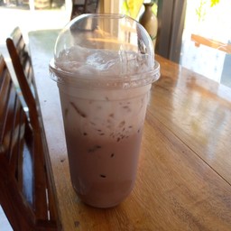 โอวัลติน.  เย็น