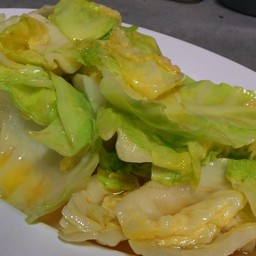 กะหล่ำผัดน้ำปลา