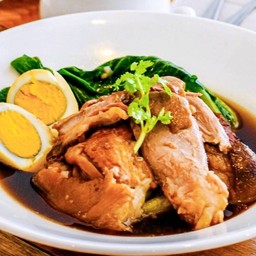 เลอคากิ-ข้าวขาหมู - ในลึก