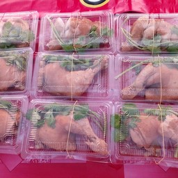 ร้านน่องไก่ติดสะโพกต้มน้ำปลา