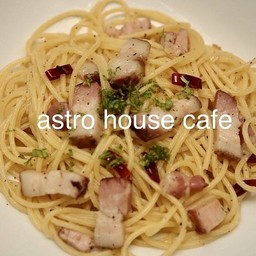 สปาเกตี้ เบค่อน เปเปอรอนชิโน่