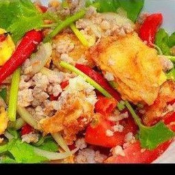 ยำไข่ดาว