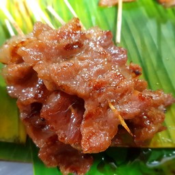 หมูปิ้งผู้ใหญ่บ้าน