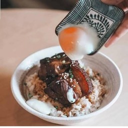 ข้าวหมูคาคูนิ+ไข่ออนเซ็น