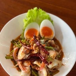 ยำถั่วพลู