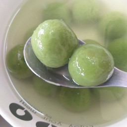 เพิ่มบัวลอยชาเชียว 2 ลูก 35 บาท