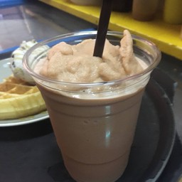 ไมโลปั่น