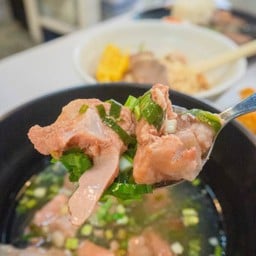 อ่อนกรุปแซ่บ (SB Z)